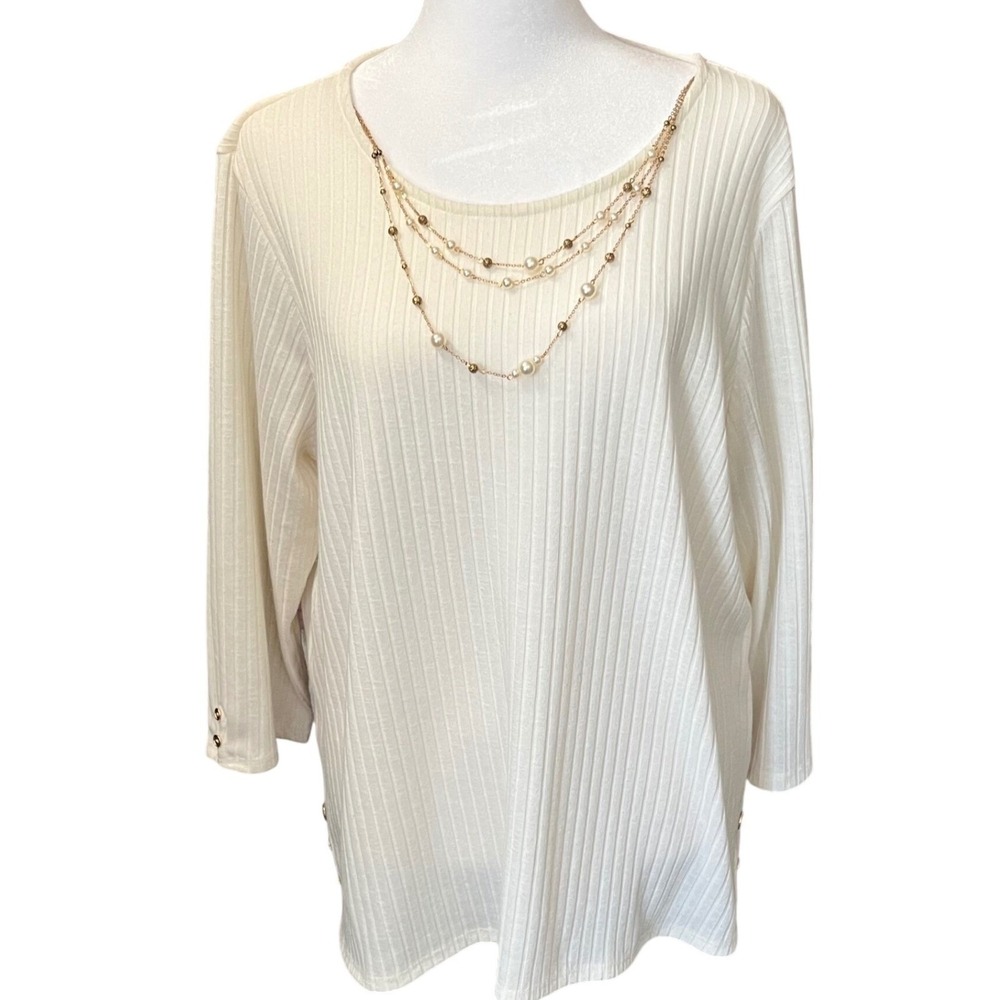 Alfred Dunner Petite Ivory Ribbed Knit Top Gold Button Detail Size PL Sweater